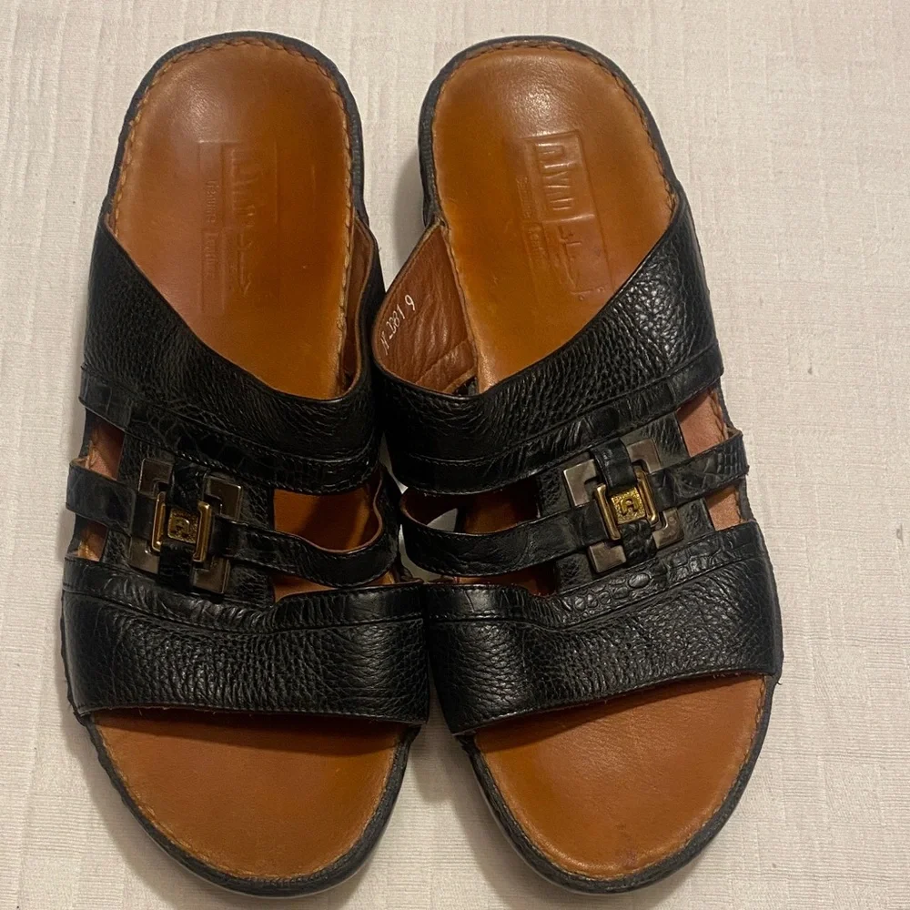 AJYAD  Black Leather Men's Slide Sandals with Tan Footbed and Gold Accents